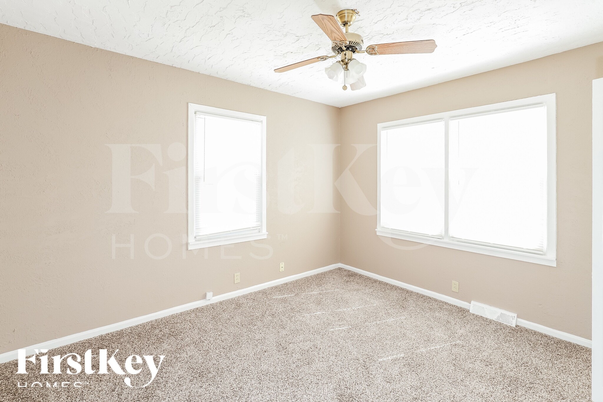 Building Photo - 11408 E Scarritt Ave