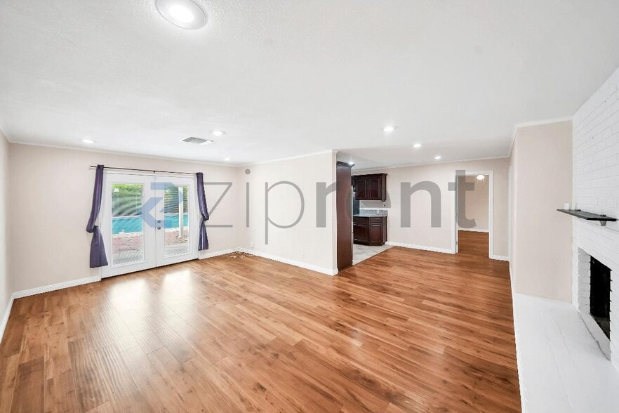 Building Photo - 32771 Whispering Palms Trail