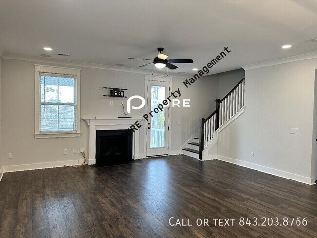 Building Photo - 610 Black Pine Rd