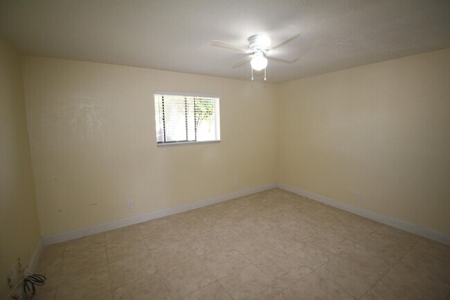 Building Photo - 12419 Westhampton Cir