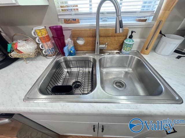 Building Photo - 522 Lisa Ln NW