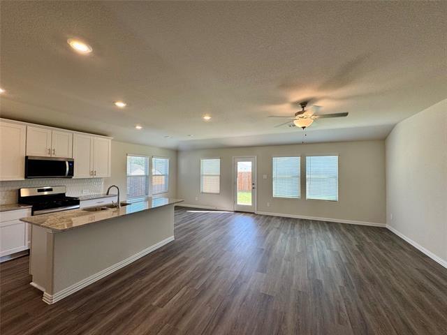 Building Photo - 2106 Dunbar Dr