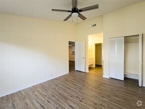 Building Photo - 4209 Castlewood Dr