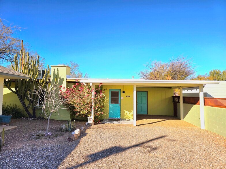 Building Photo - 619 N Jerrie Ave