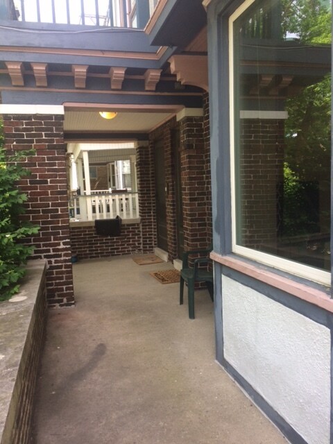 Building Photo - 2520 N Frederick Ave