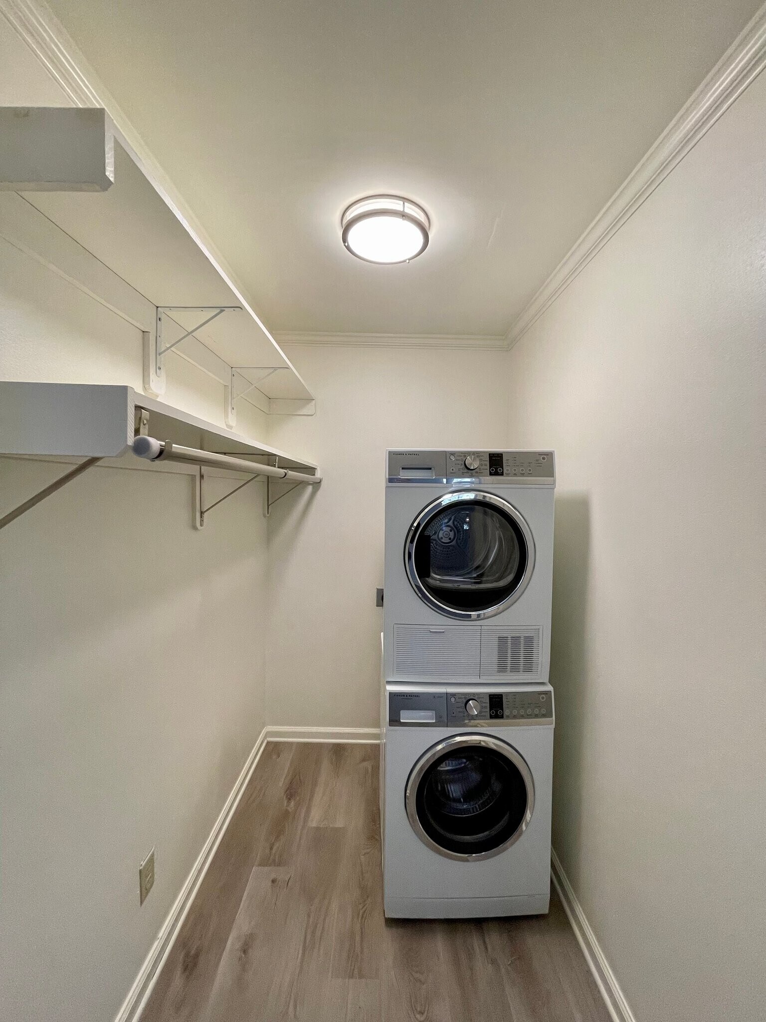 Building Photo - 2200 S Louisiana St