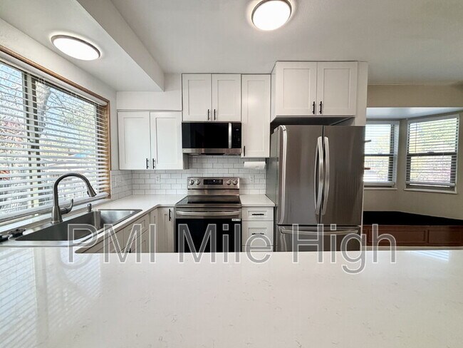 Building Photo - 4498 W 111th Ave