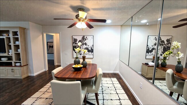 Primary Photo - 7400 Bellerive Dr