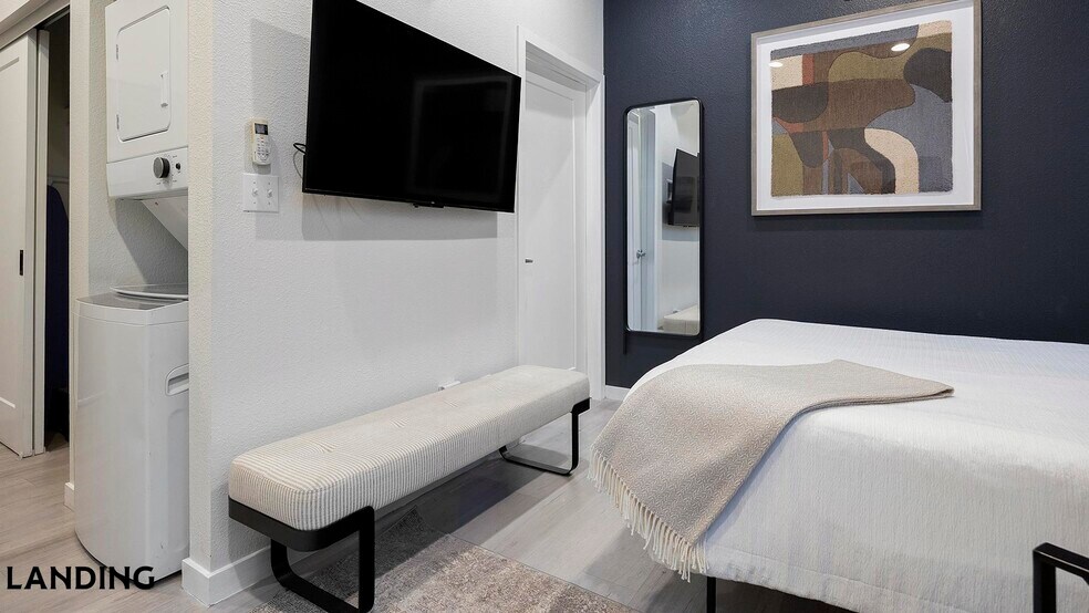 Building Photo - 3022 Zuni St