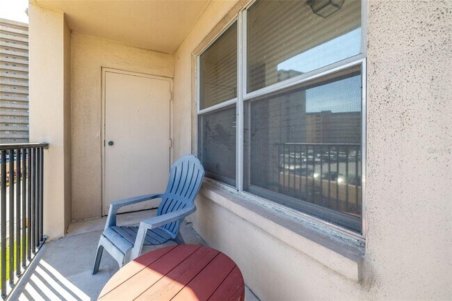 Building Photo - 5220 Brittany Dr S