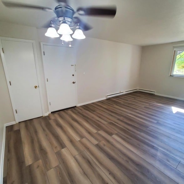 Building Photo - 1810-18A1 National Rd