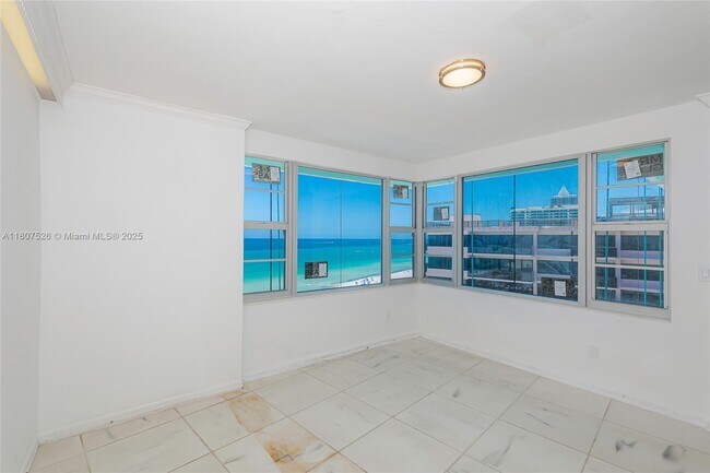 Building Photo - 5255 Collins Ave