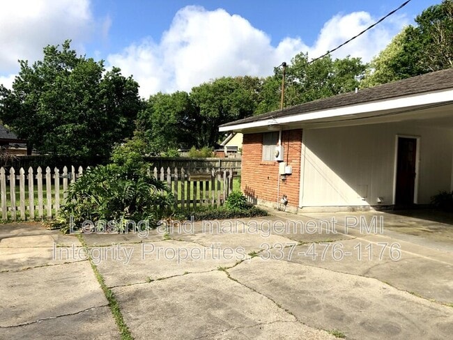 Building Photo - 310 S Audubon Blvd