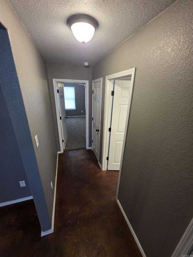 Building Photo - 3209 Miracle Heights Ct
