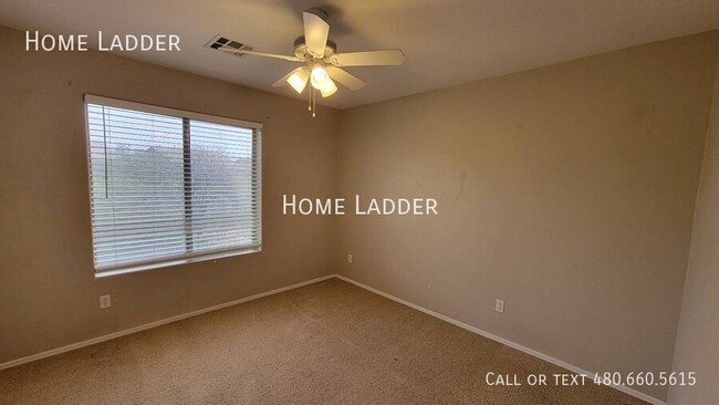 Building Photo - 4733 E Woburn Ln