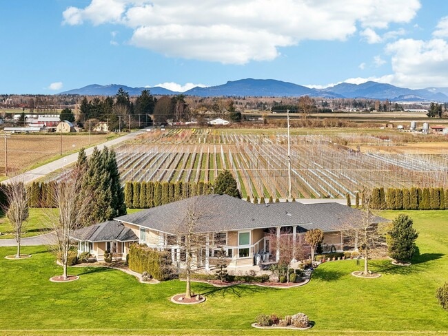 Building Photo - 15541 Bradshaw Rd