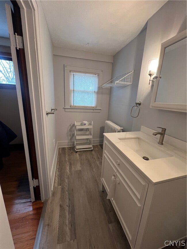 Building Photo - 412 Delmar Pl