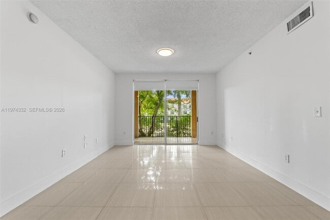 Building Photo - 2440 E Preserve Way