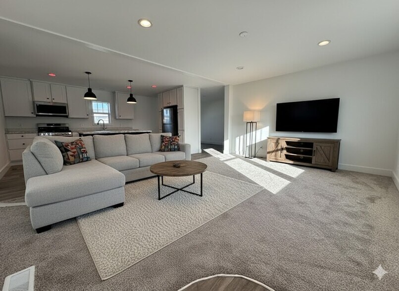 Building Photo - 16 Lapin St