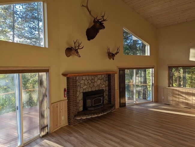 Building Photo - 134 Hanaford Rd