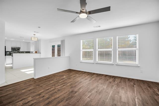 Building Photo - 9209 Harrisburg Ln