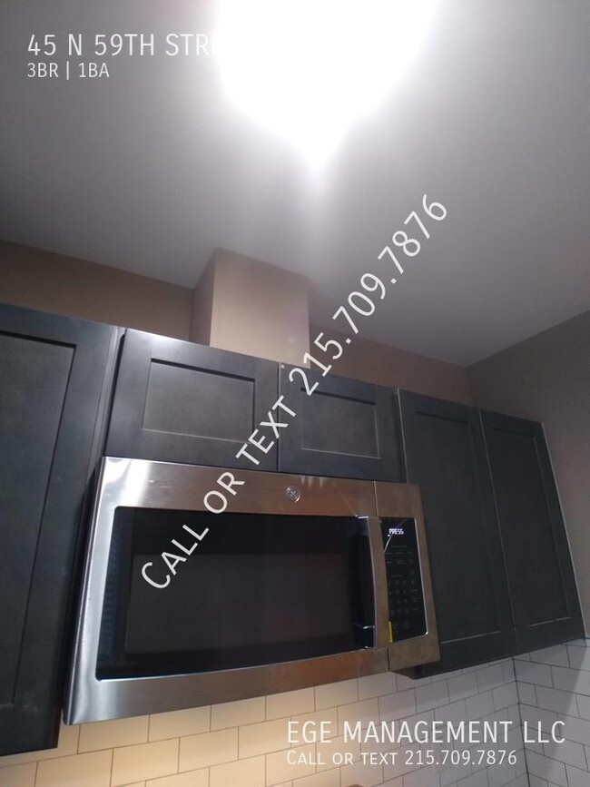 Building Photo - 45 N 59th St