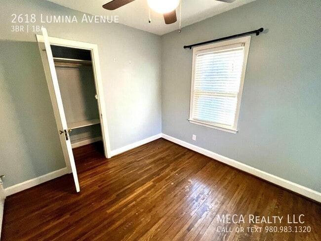 Building Photo - 2618 Lumina Ave