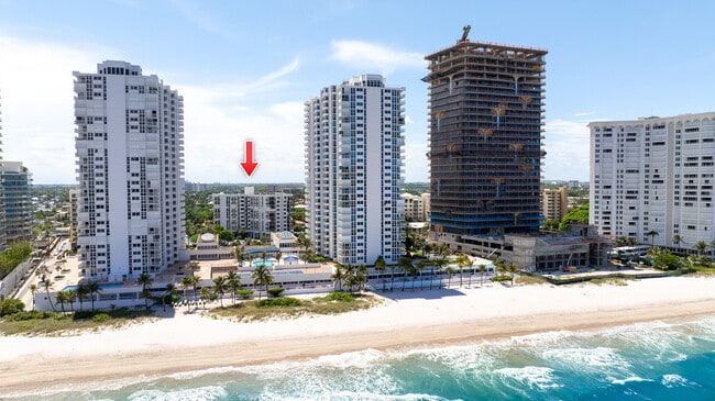 Building Photo - 1361 S Ocean Blvd