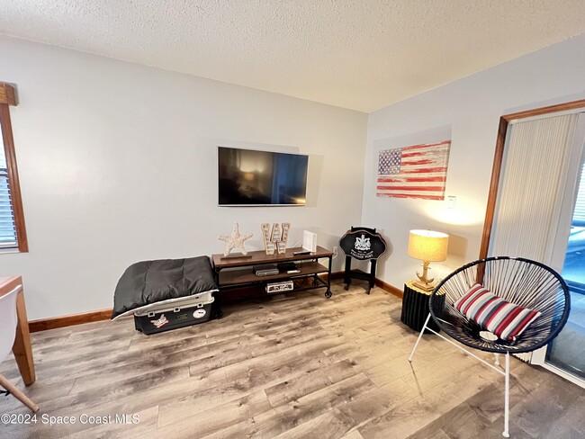 Building Photo - 416 Sailfish Ave
