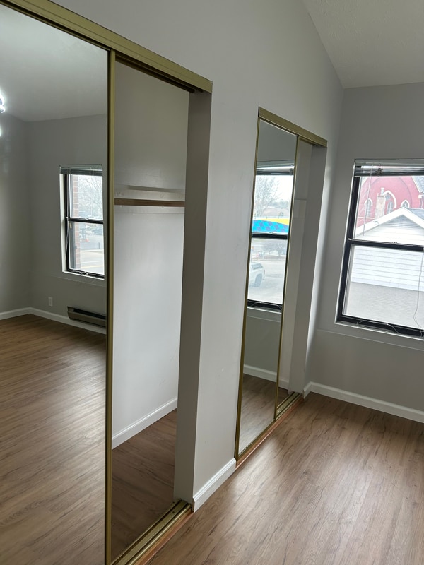 Building Photo - 120 N Main St