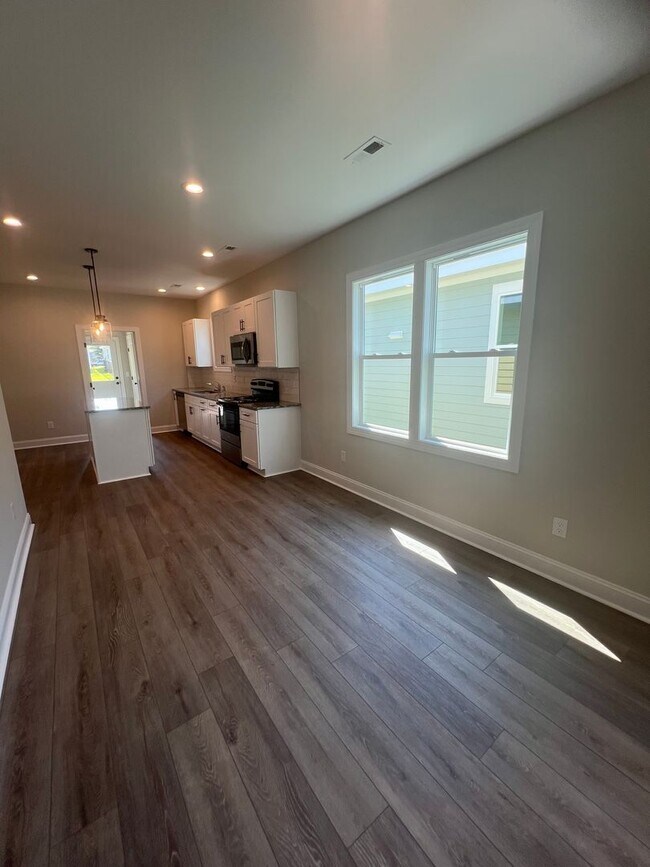 Building Photo - New Construction 3 Bedroom Home