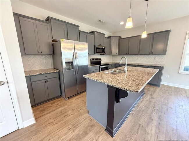 Building Photo - 39 Princelet Pt