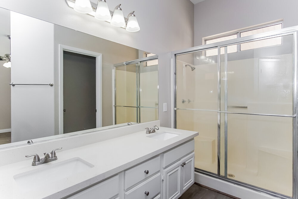 Building Photo - 4400 Sandhorse Ct
