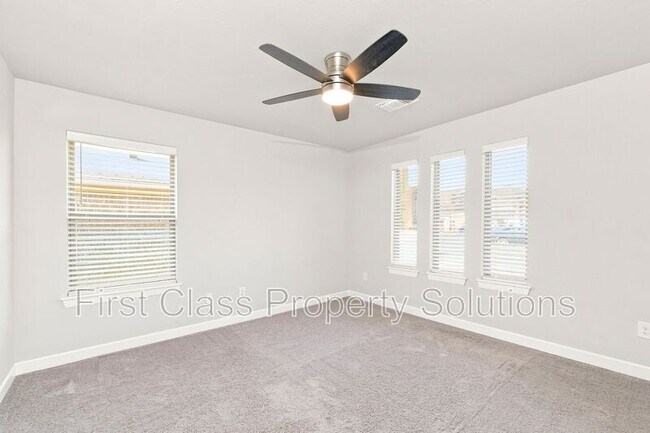 Building Photo - 13500 Watson Dr