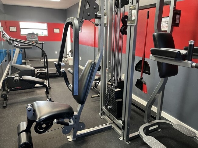 Building Photo - 3113 Wiley Ave