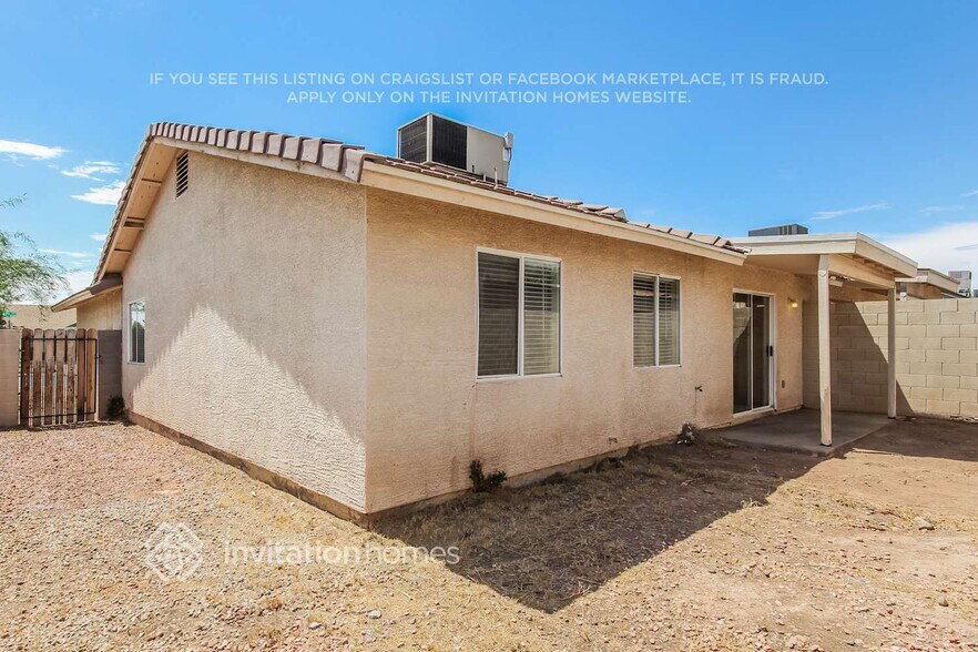 Building Photo - 5703 N 67th Dr