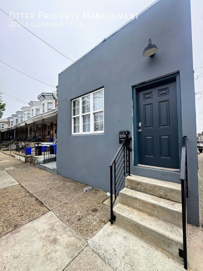 Building Photo - 2250 E Clearfield St