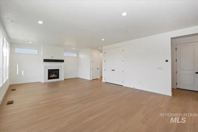 Building Photo - 388 Hidden Mill Ct.