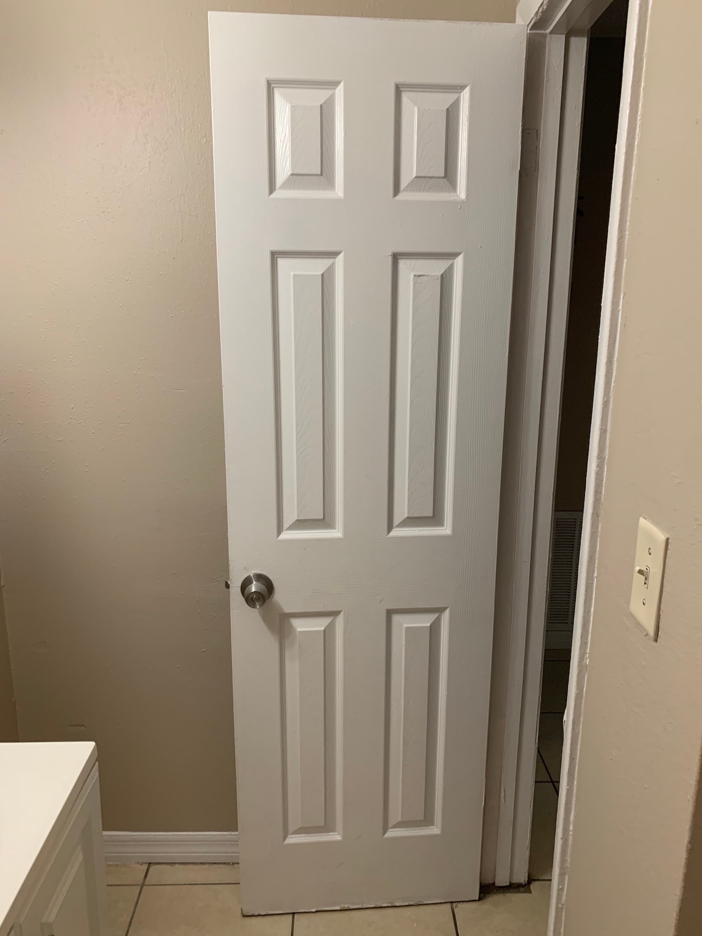 Building Photo - 10008 N Lantana Ave