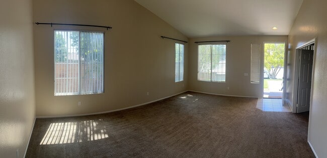 Building Photo - 28748 Legacy Way