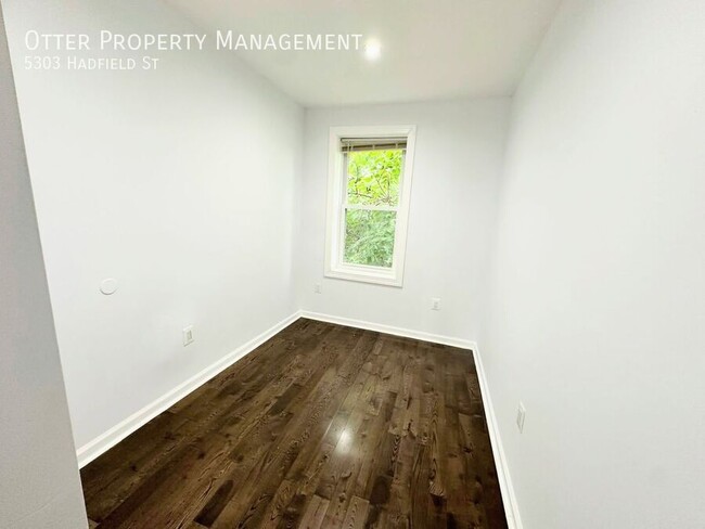 Building Photo - Lovely 3BR/1.5BA West Philly Home Washer/D...