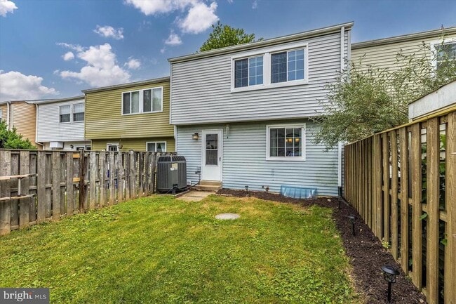 Building Photo - 1780 Hillmeade Square