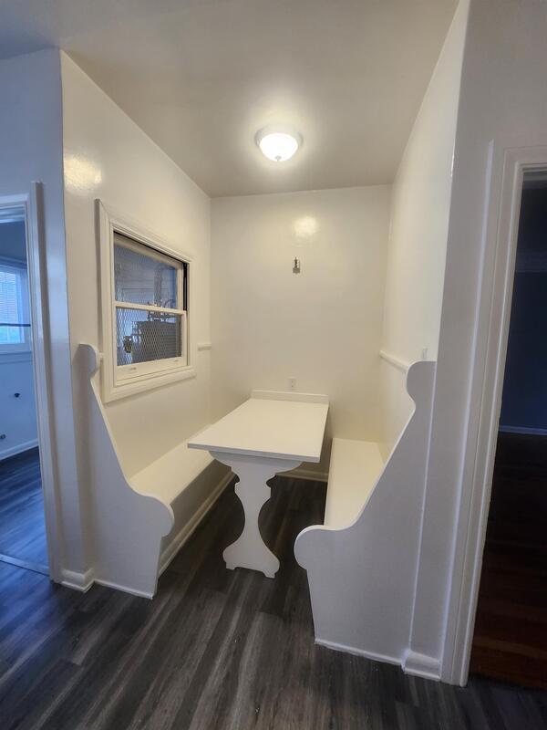 Building Photo - 4023 W 6th St