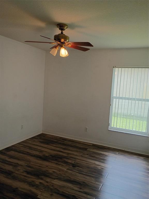 Building Photo - 862 Bayou View Dr