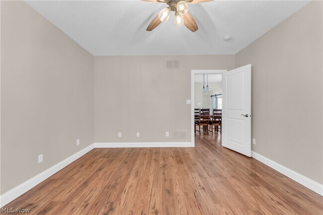 Building Photo - 1151 Bryce Ave