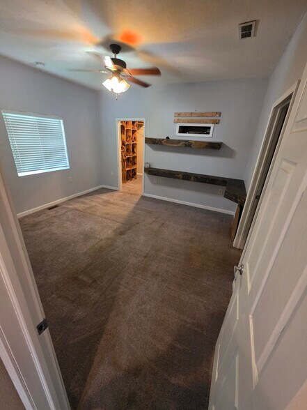 Bedroom 1 - 521 E 7TH AVE