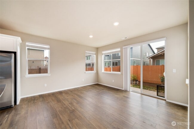 Building Photo - 2808 14th Ave NW