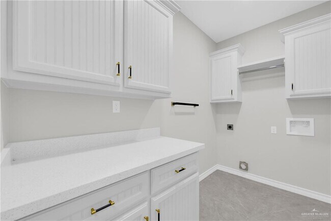 Building Photo - 38 N 48th St