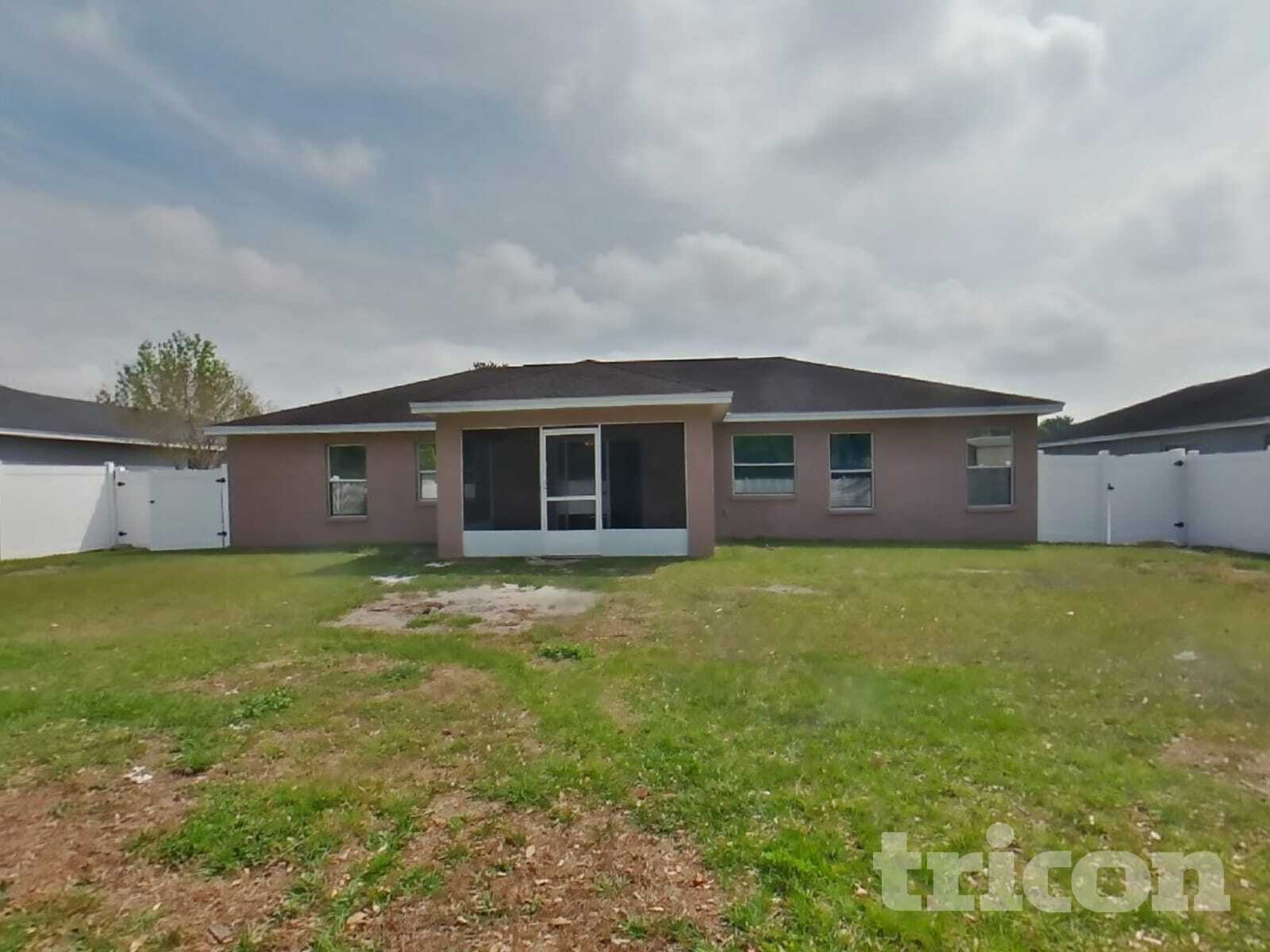 Building Photo - 4739 Acorn Dr
