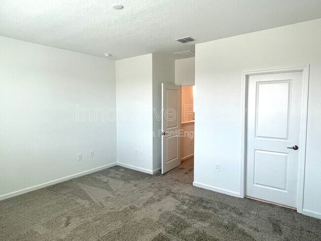 Building Photo - 2489 Relaxing Ln